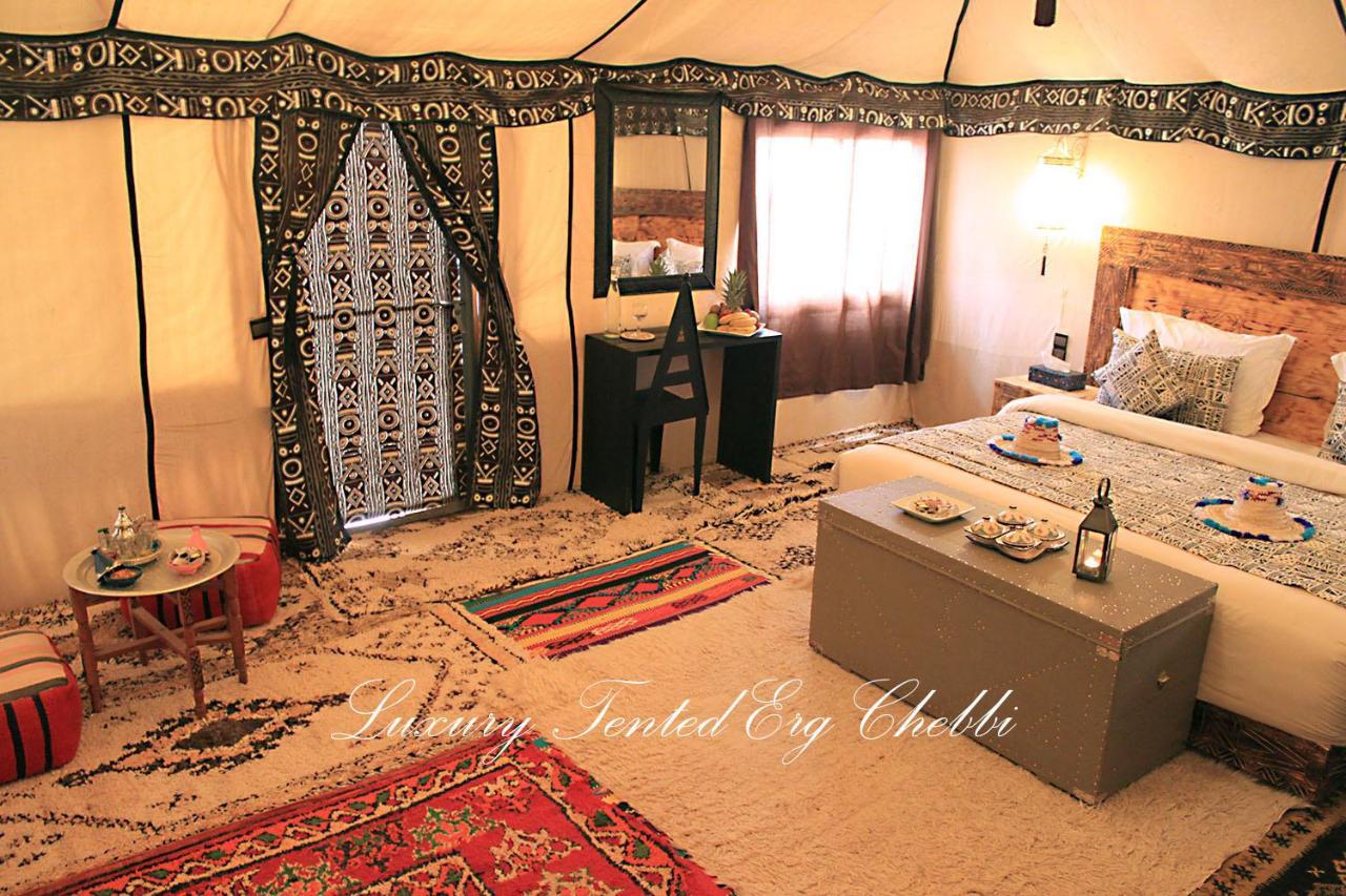 Luxury Tented Erg Chebbi メルズーガ エクステリア 写真